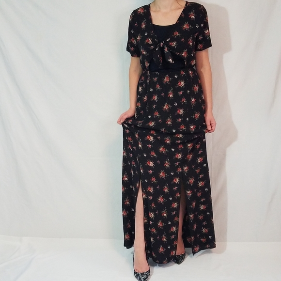 Beautiful floral print maxi dress!!! - Picture 4 of 9